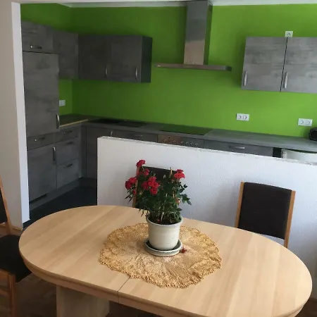 Apartment Karls Ferienwohnung *